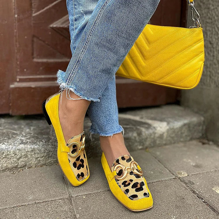 Gelbe Loafer mit Tierdruck-Detail