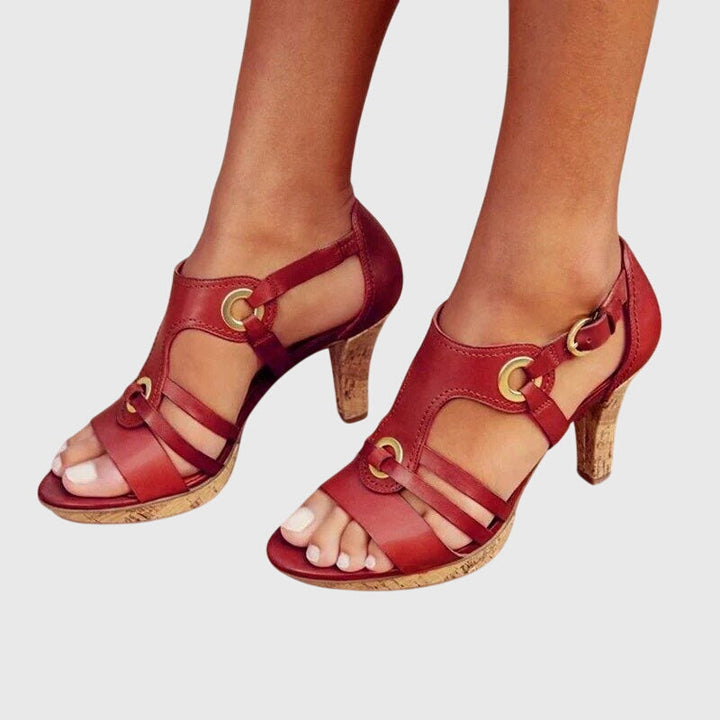 Kira | Kraftvolle Sandalette