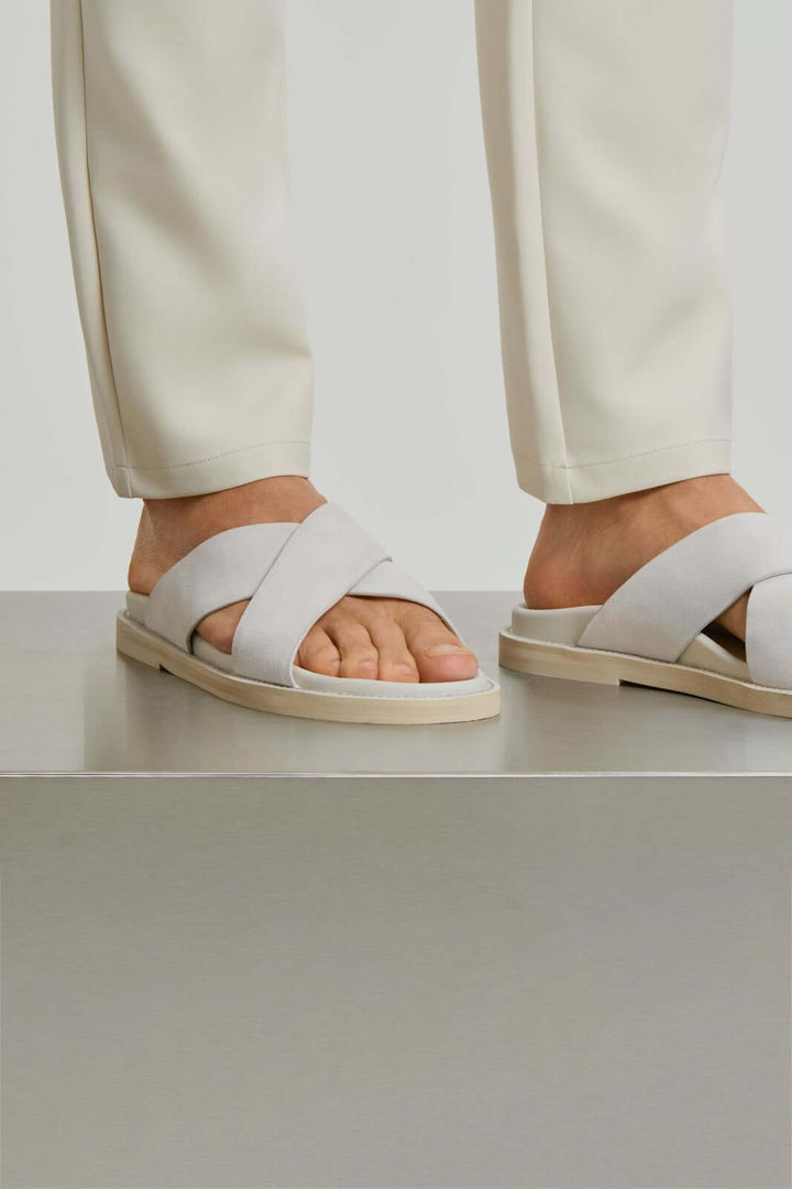 THE STEFANO SANDALS