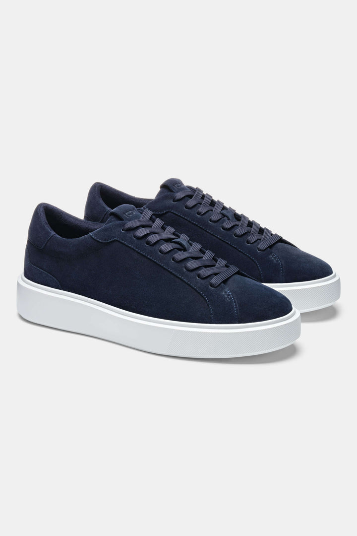 THE CLASSIC SUEDE TRAINER