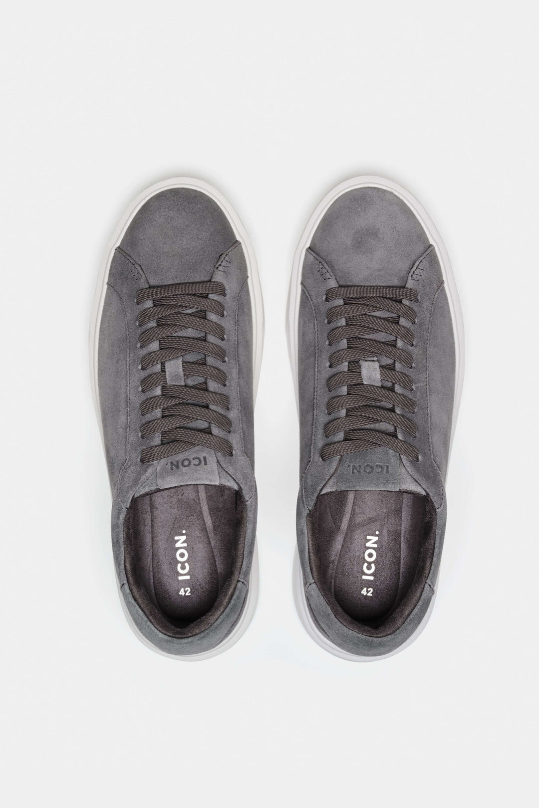 THE CLASSIC SUEDE TRAINER