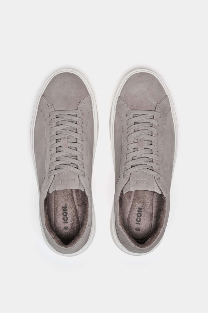 THE CLASSIC SUEDE TRAINER