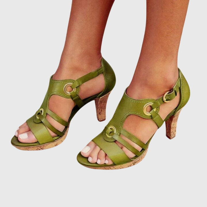 Kira | Kraftvolle Sandalette