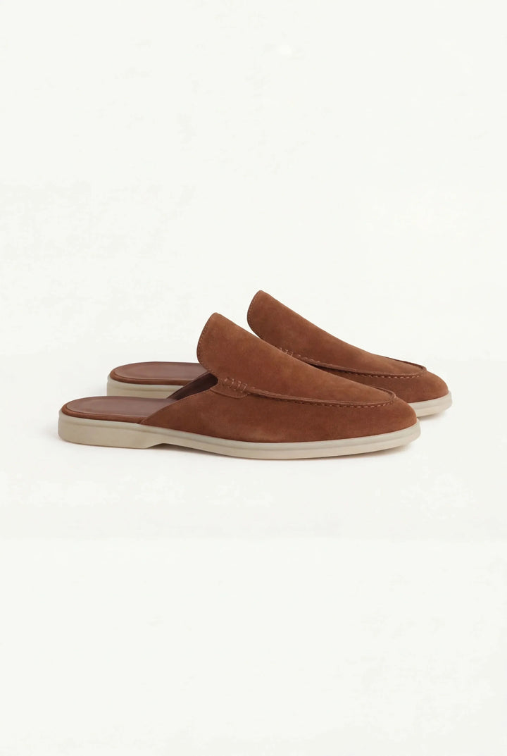 Mule aus bordeauxrotem Veloursleder
