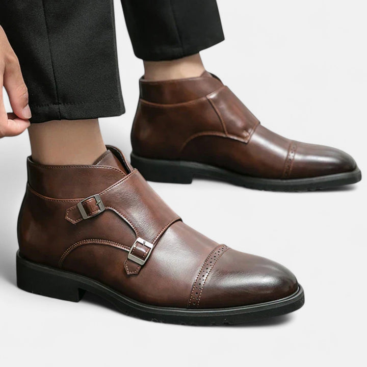 Leon | Herren Monk Strap Stiefeletten aus hochwertigem Ecopelle – Stilvoll und nachhaltig bei Waltherhaus!