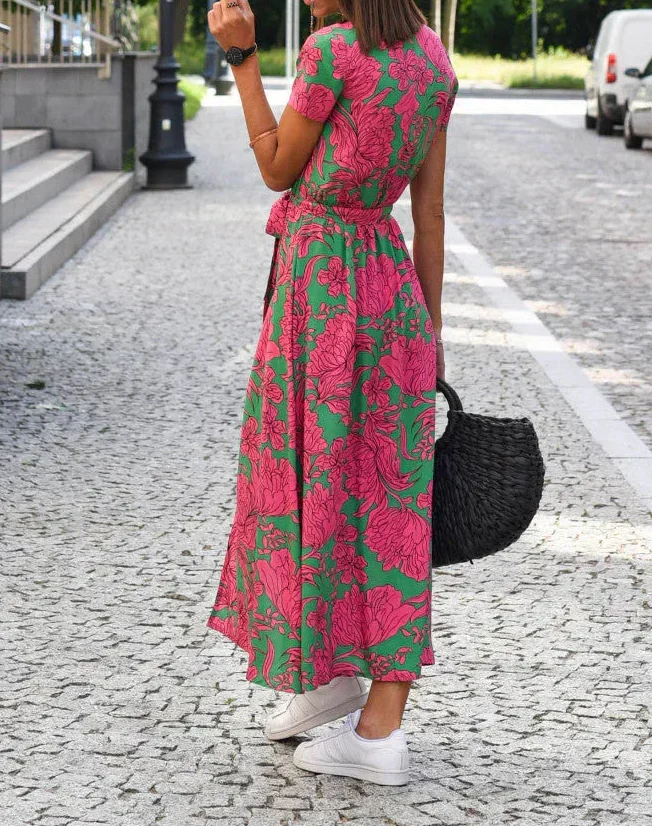 Lena | Elegantes Kleid mit V-Ausschnitt