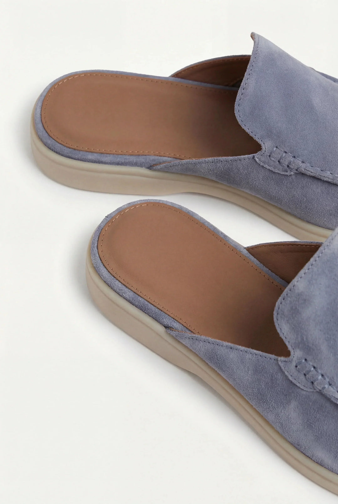 Baby Blue Wildleder Yacht Mule