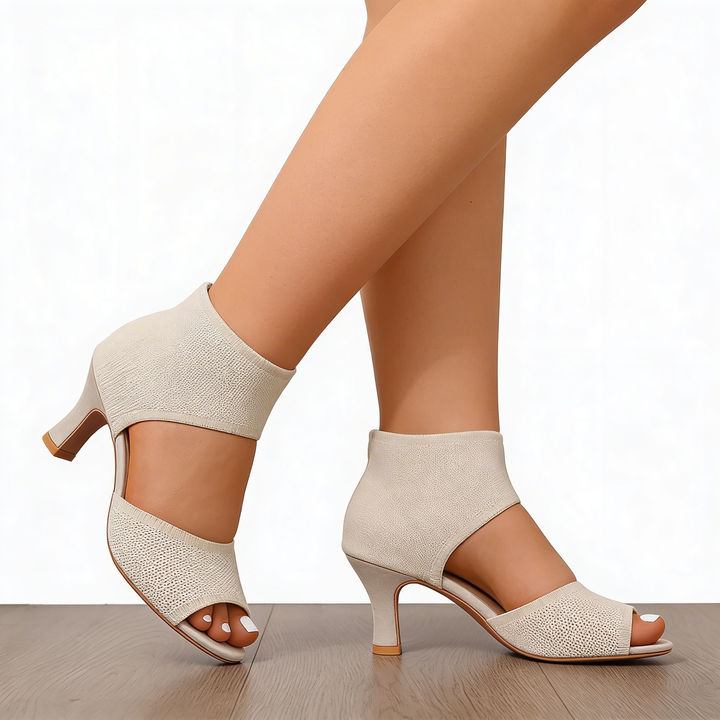 Agna | Federleichte Sandalette