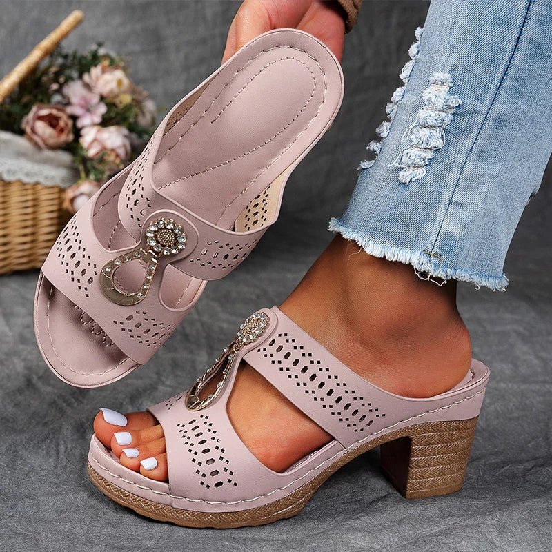 Nora | Orthopädische Sandalen