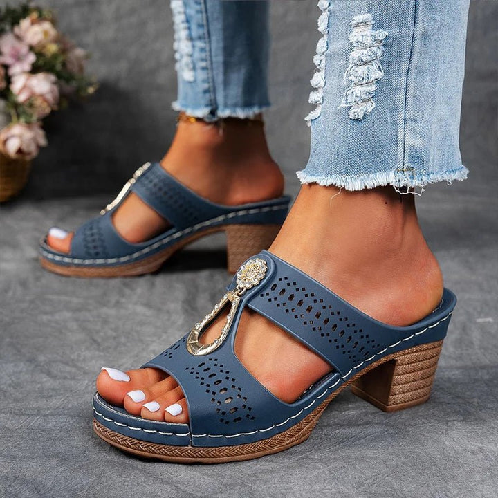 Nora | Orthopädische Sandalen