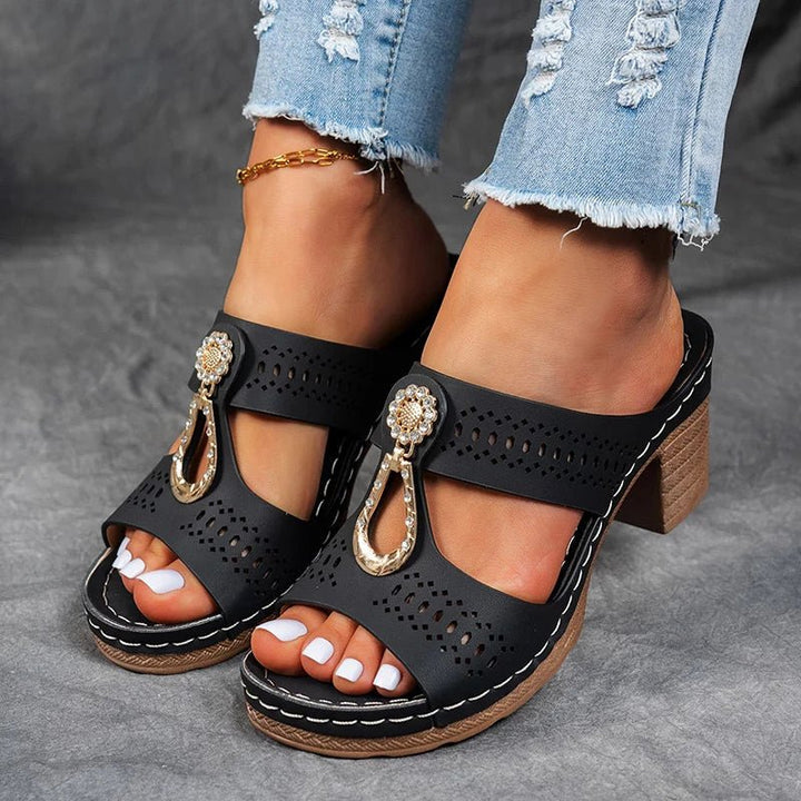 Nora | Orthopädische Sandalen