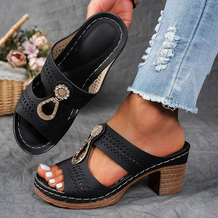 Nora | Orthopädische Sandalen