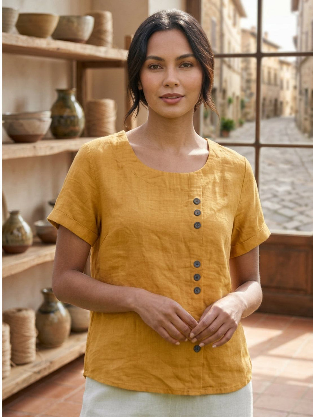 Fern | Damen bluse Kurzarm Rundhals Knopfdetail